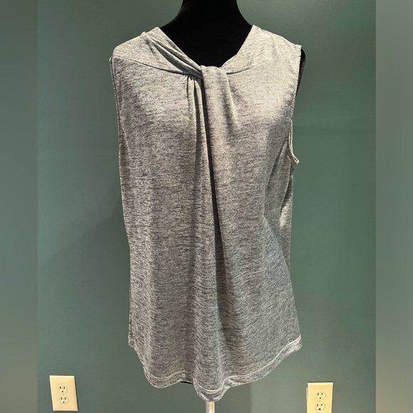 Liz Claiborne Sleeveless Blouse - Picture 1 of 5